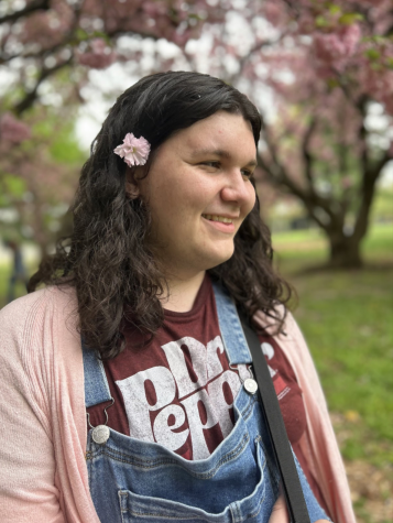 Lillie Grace Volpe (she/they), is a first year Drexel University student majoring in game design. Volpe is a CAPA graduate of the class of 2022 and plays for Drexel’s Super Smash Bros crew under the gamer tag “Charms”